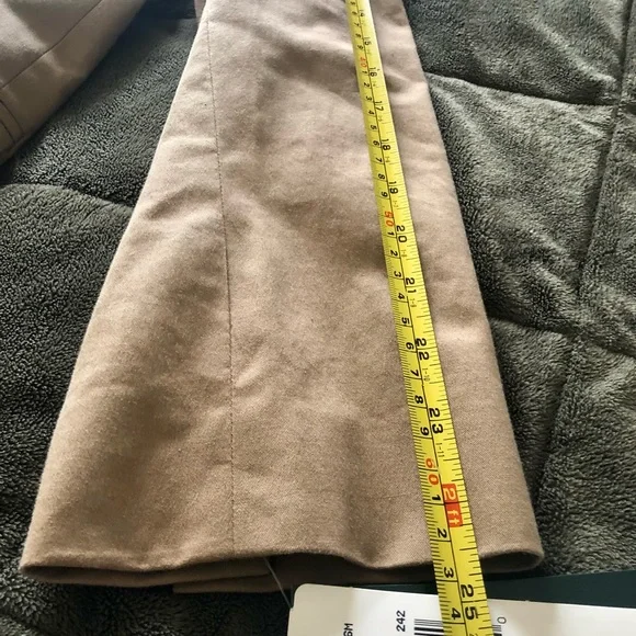 Lands' End Women's Tan Blazer - Picture 9 of 12